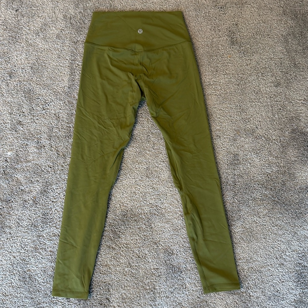 Lululemon 7/8 leggings army green size xs